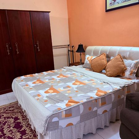 Resident View Homestay Kandy Eksteriør billede