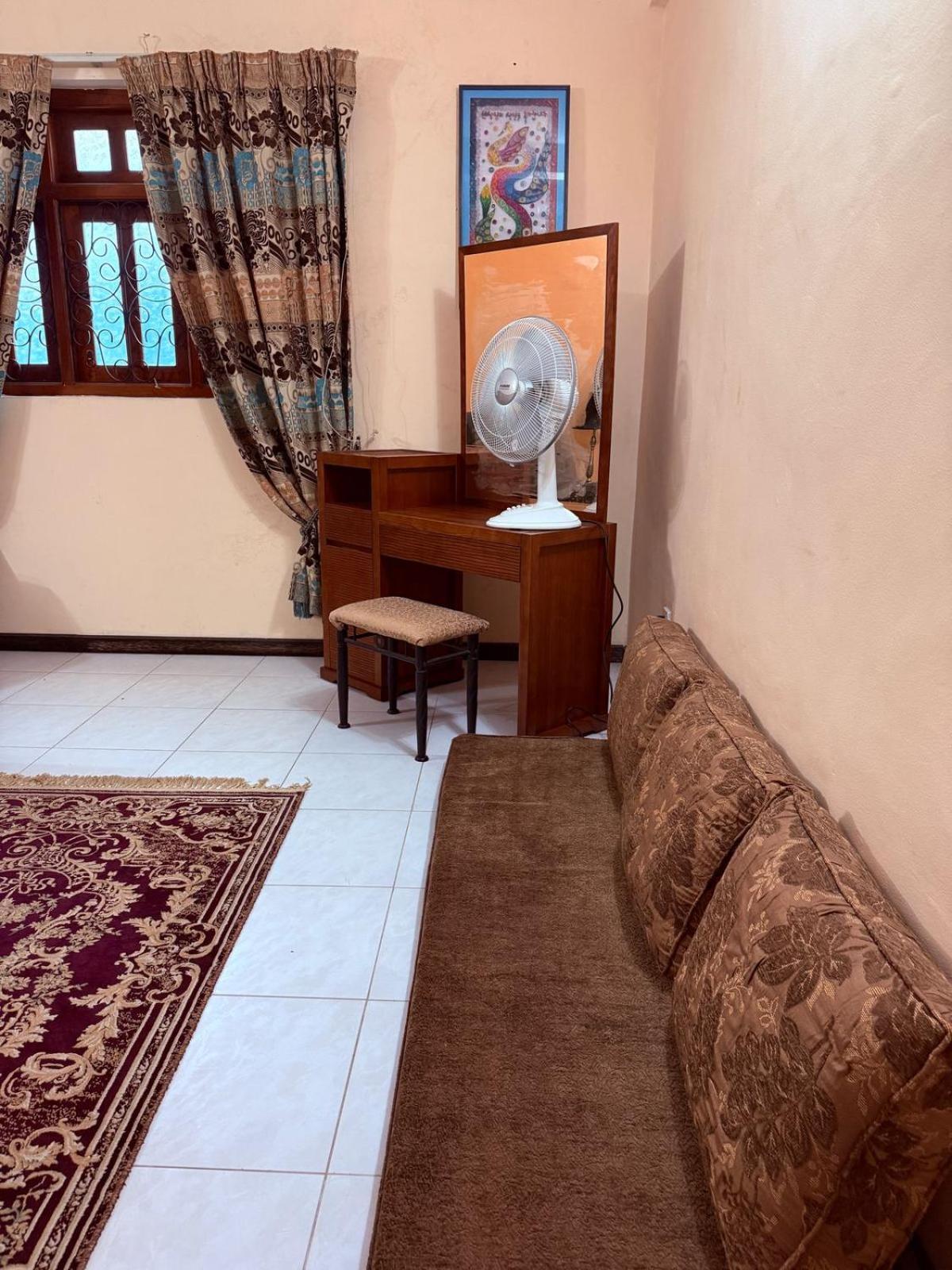 Resident View Homestay Kandy Eksteriør billede