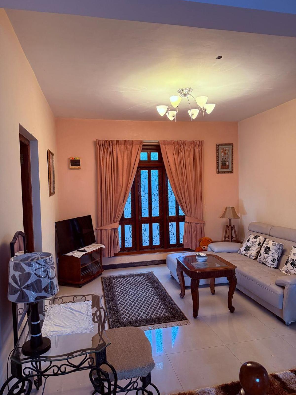 Resident View Homestay Kandy Eksteriør billede