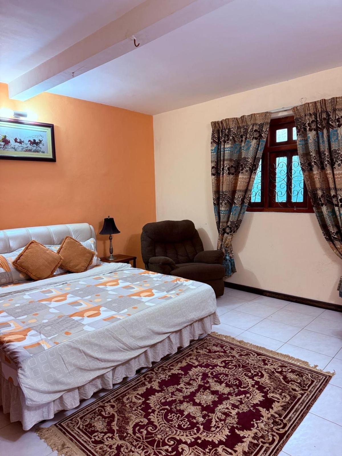 Resident View Homestay Kandy Eksteriør billede
