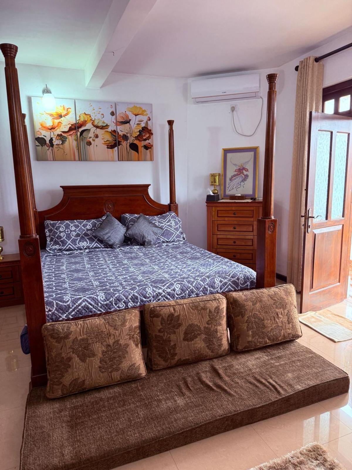 Resident View Homestay Kandy Eksteriør billede