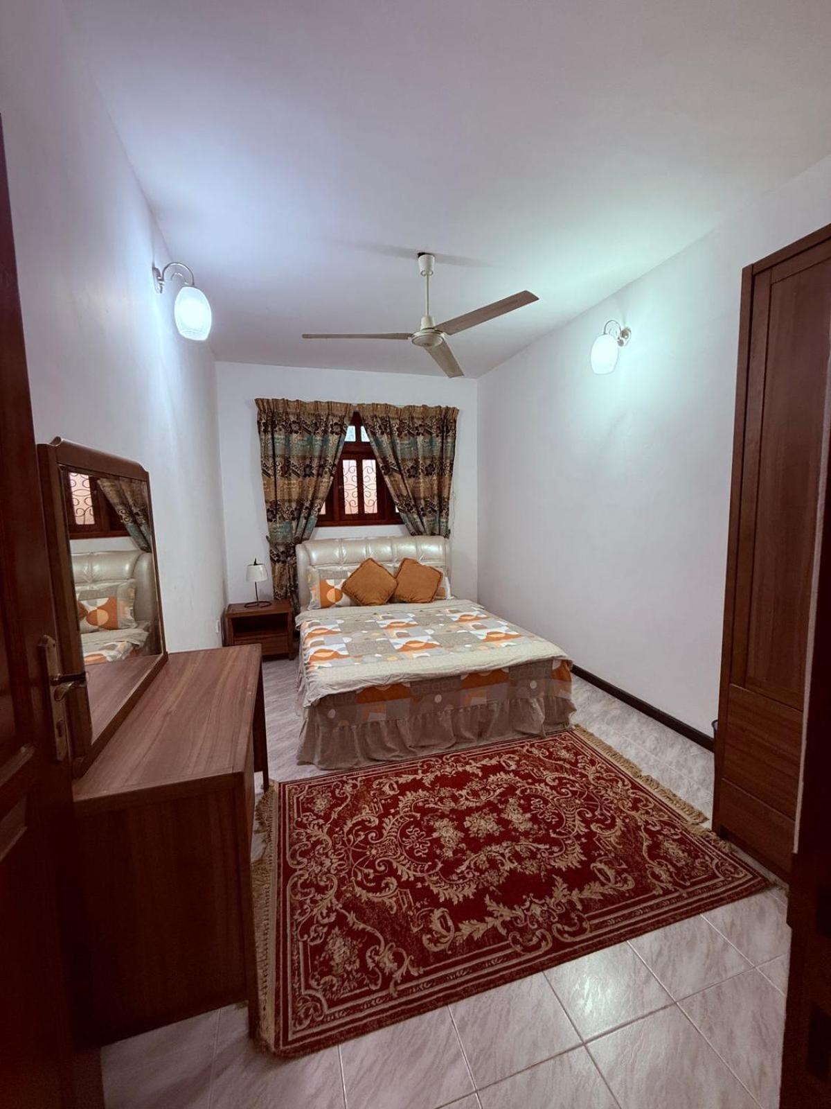 Resident View Homestay Kandy Værelse billede