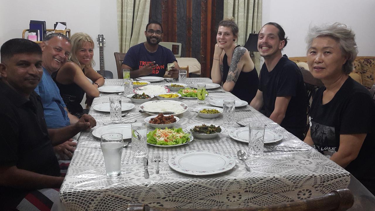 Resident View Homestay Kandy Eksteriør billede