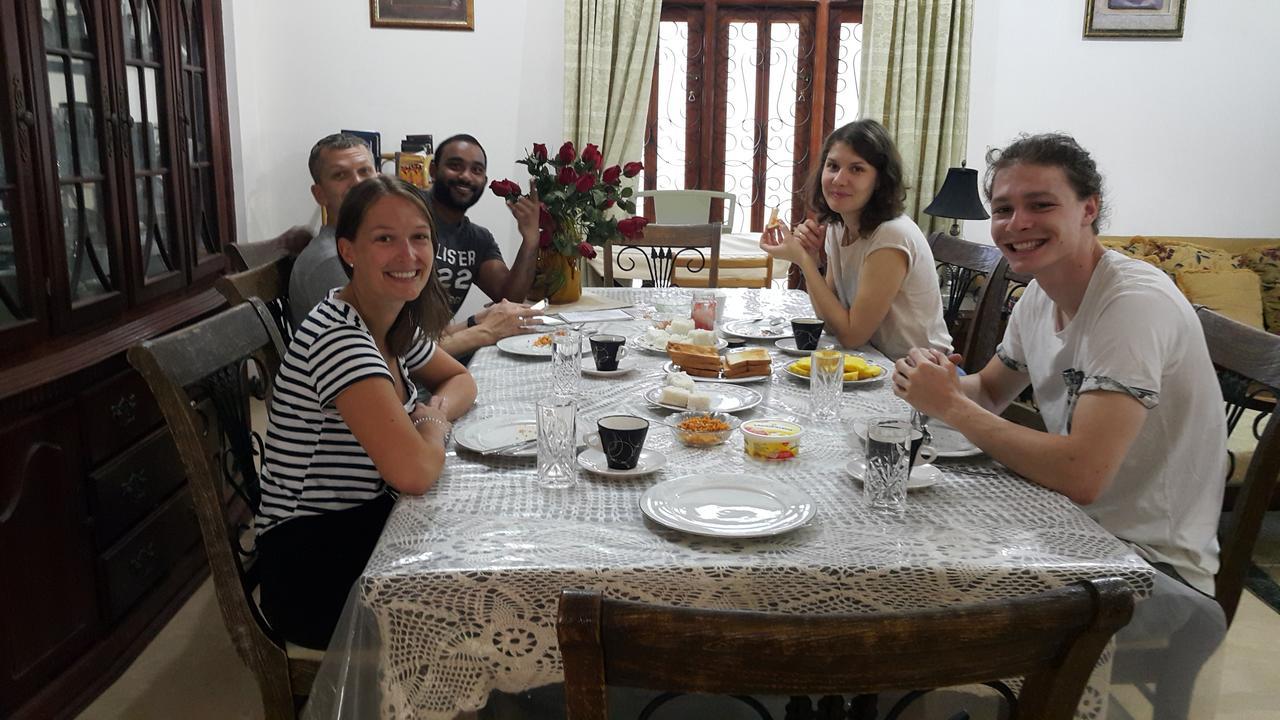 Resident View Homestay Kandy Eksteriør billede