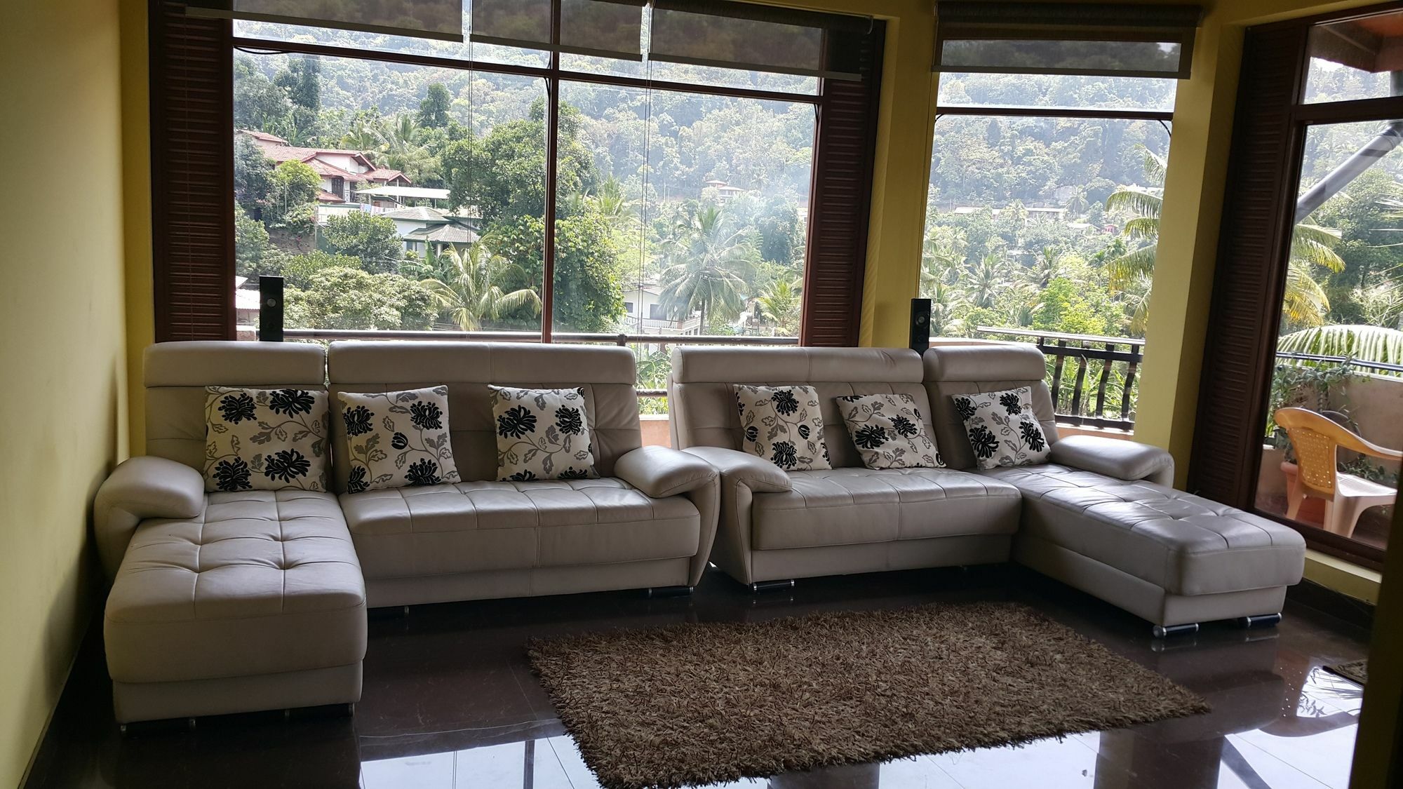 Resident View Homestay Kandy Eksteriør billede